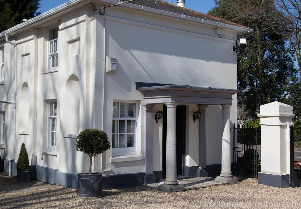 Lord Bute Hotel Christchurch  Exterior foto